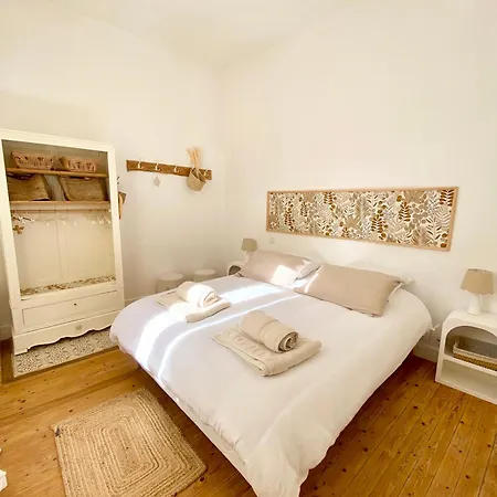 Echoppe La Petite Louise 4-6p St Emilion Holiday home *