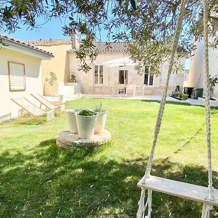 펜션 La Petite Louise - Echoppe Renovee 85m2 -libourne & Saint Emilion *