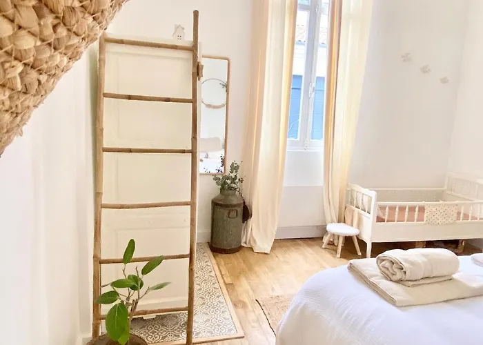 Дом отдыха La Petite Louise - Echoppe Renovee 85m2 -libourne & Saint Emilion