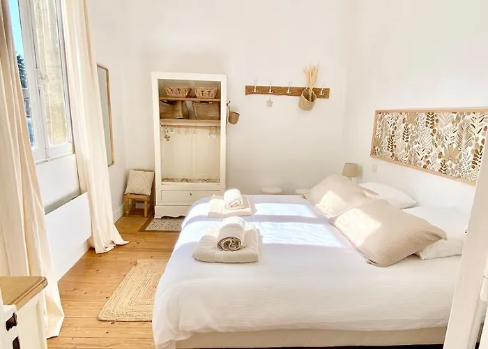 Дом отдыха La Petite Louise - Echoppe Renovee 85m2 -libourne & Saint Emilion